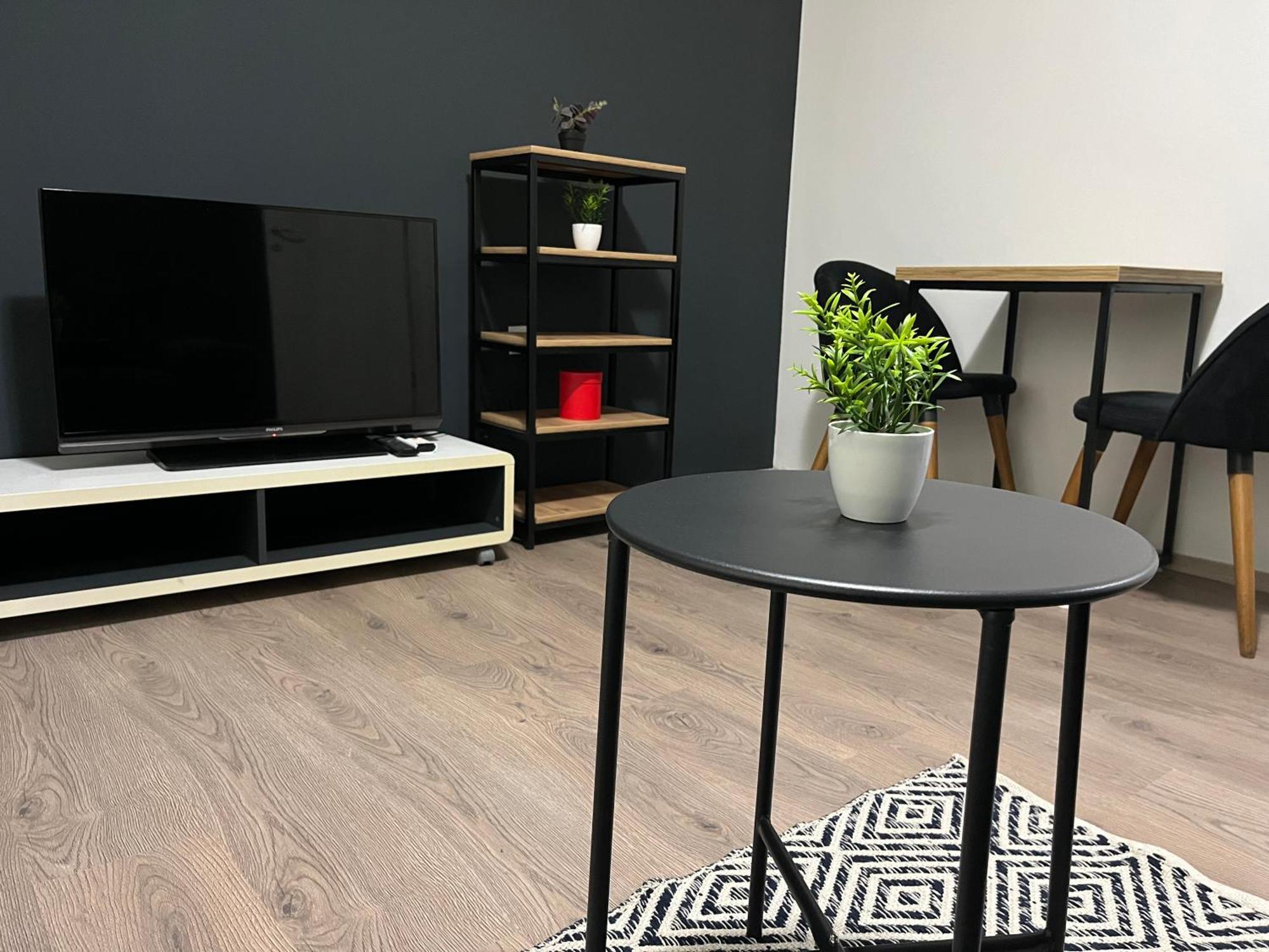 M - Square Private Rooms Скопие Стая снимка