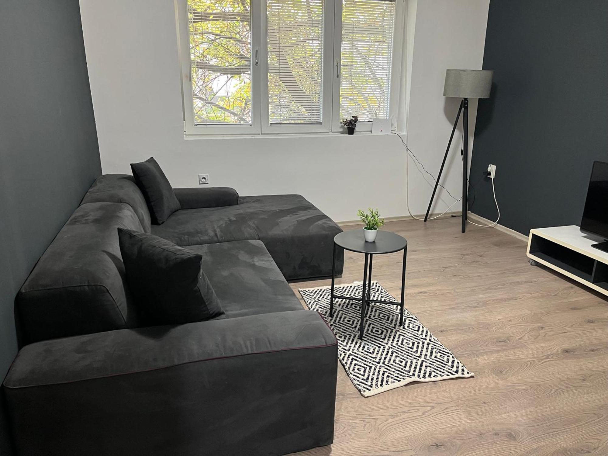 M - Square Private Rooms Скопие Стая снимка