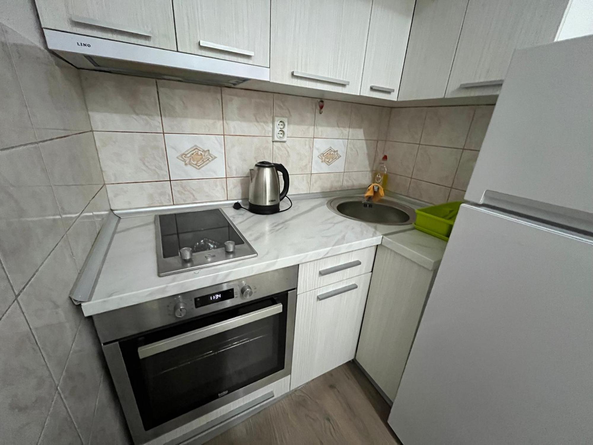 M - Square Private Rooms Скопие Стая снимка